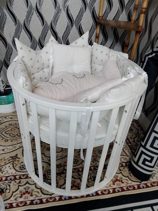 Продам детскую кроватку