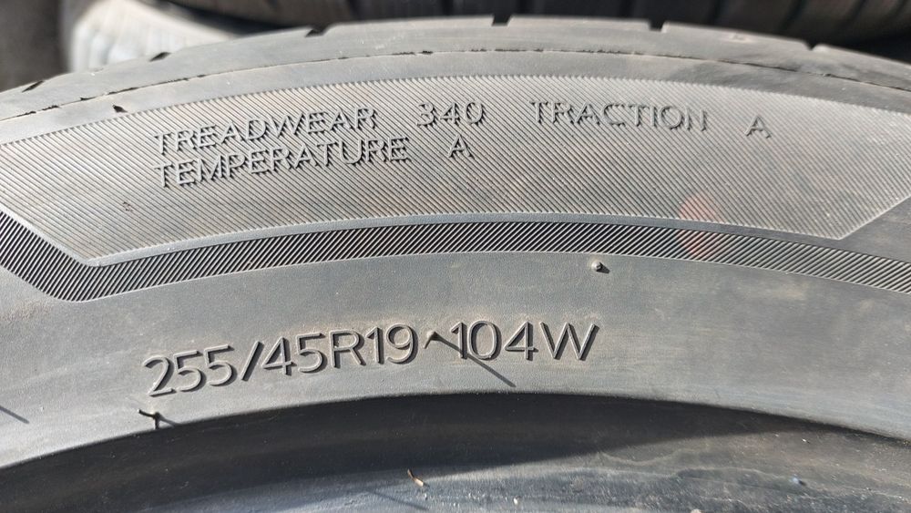 Гуми 255/45/19 Hankook Ventus S1 Evo 4 броя