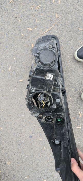 Фара Kia Ceed (2013)