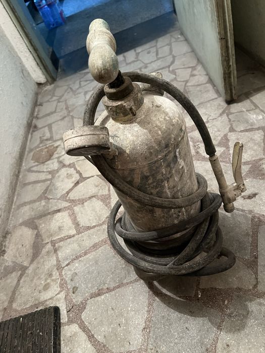 Социалистическа ръчна помпа