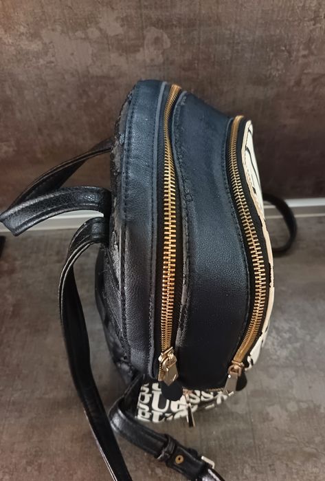 Оригинална раница GUESS