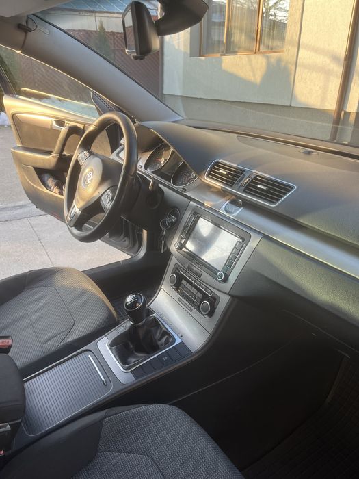 Vw pasat 1.6 model 2011,disel