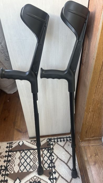 Қара түсті балдақ