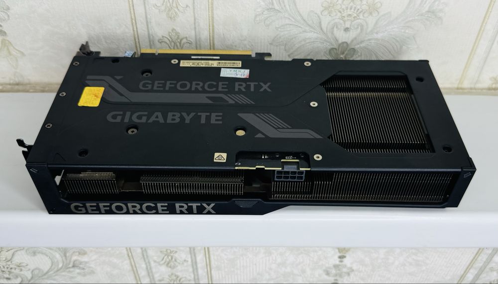 Gigabyte GeForce RTX 4070 Windforce OC