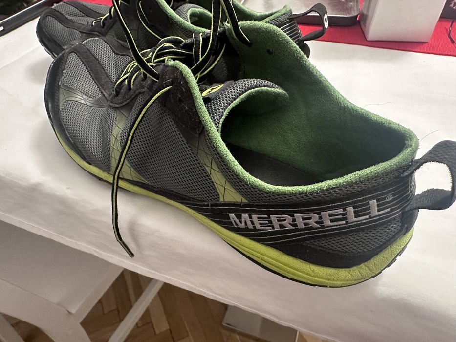 Barefoot Merrell Dosu Bricii • OLX.ro