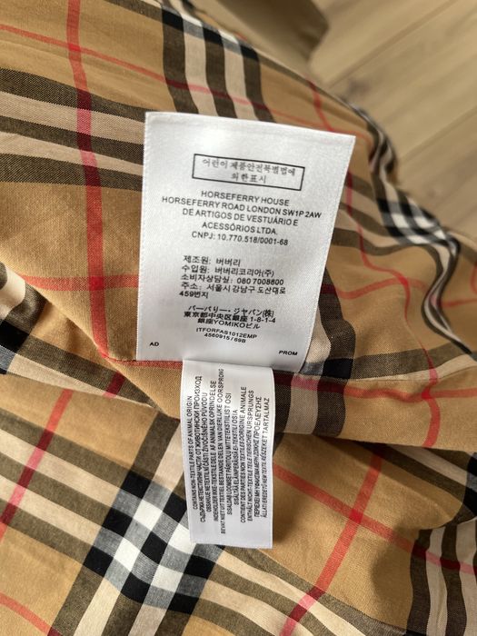 Trench femei Burberry