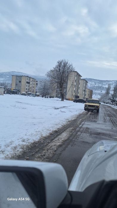 Bõstonliq tumani, Gazalkent, Nahalovka hududi 2 hona, 45 kv, 3 etaj