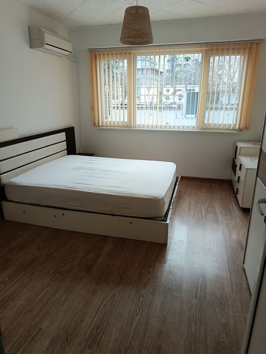 Продавам апартамент