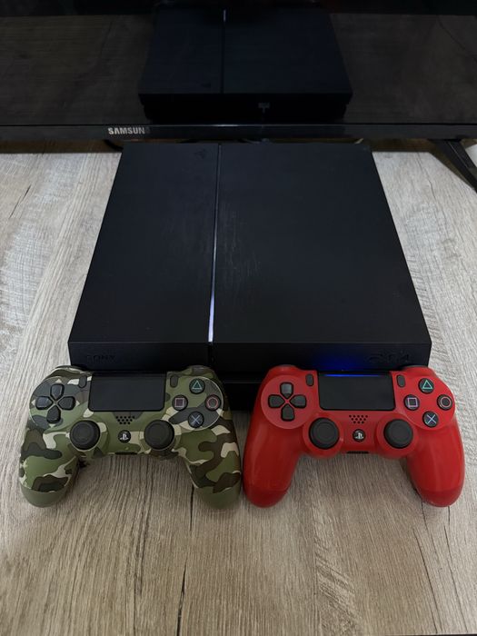 PlayStation 4 500GB 2ta original pult