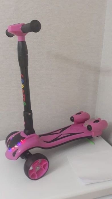 Продам Самокат детский Scooter