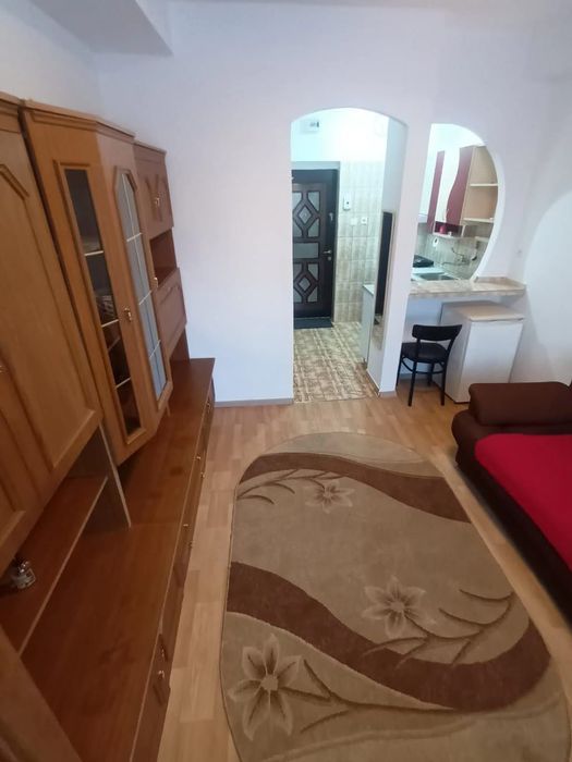Garsonieră de închiriat Manastur ,et 1