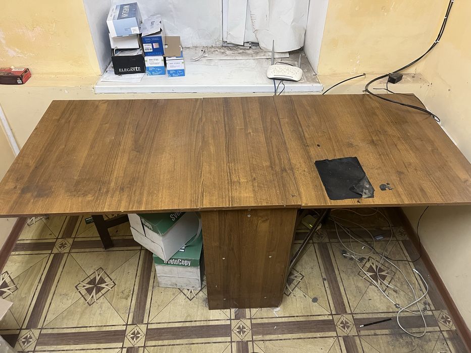 Стол бабочка.