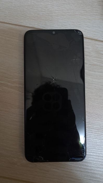 Oppo A17k с торгом