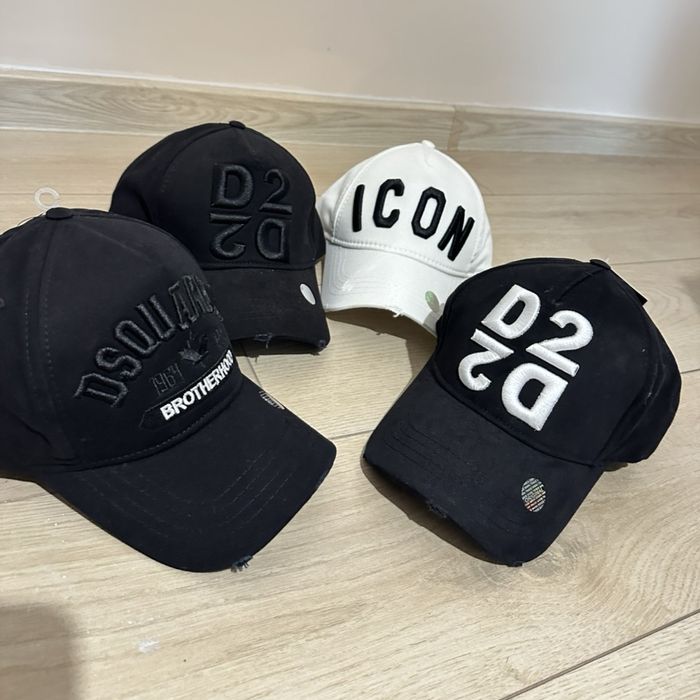 Ново! Шапка ICON - DSQRD2 - Dsquared2