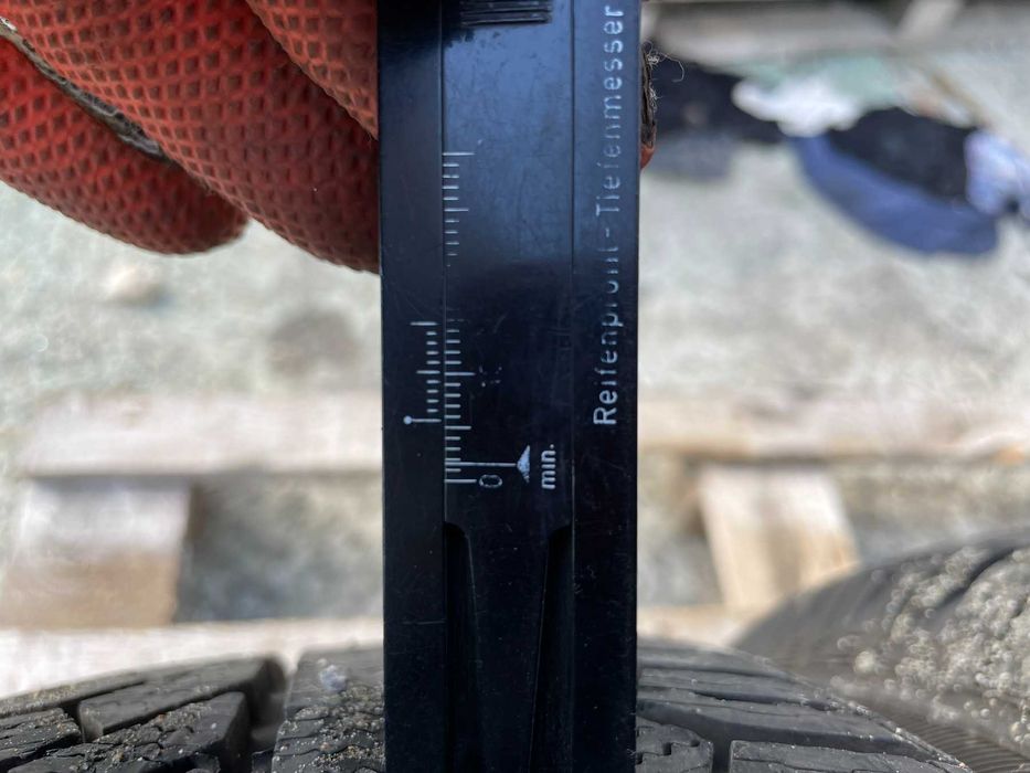 15цола Джанти 4х100 Opel Corsa 6J et39 Semperit 185/65/15