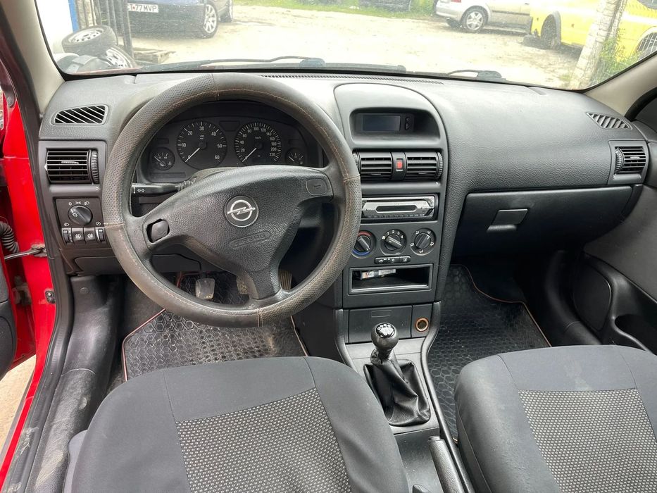 Dezmembrari Opel Astra G SEDAN 2004 / 1.7 Diesel
