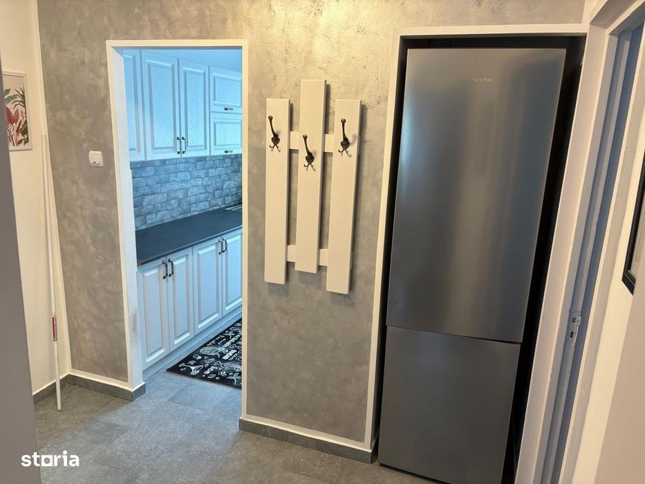 De vanzare apartament cu 3 camere, complet mobilat și utilat