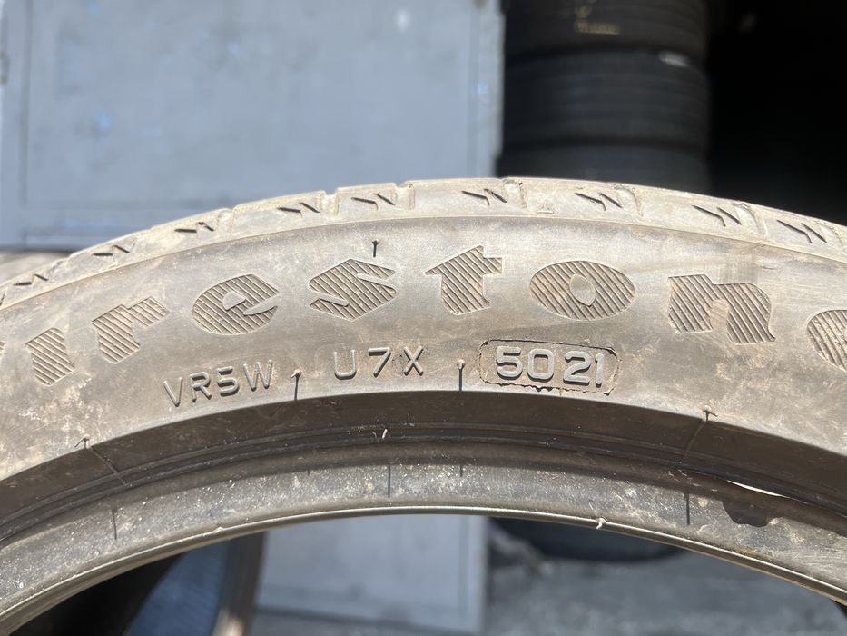 2 бр. летни гуми 255/40/19 Firestone DOT 5021 4 mm