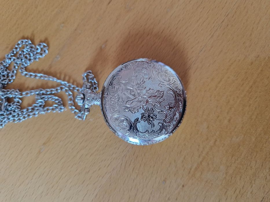 Джобен ретро часовник СССР  - Сърп и чук