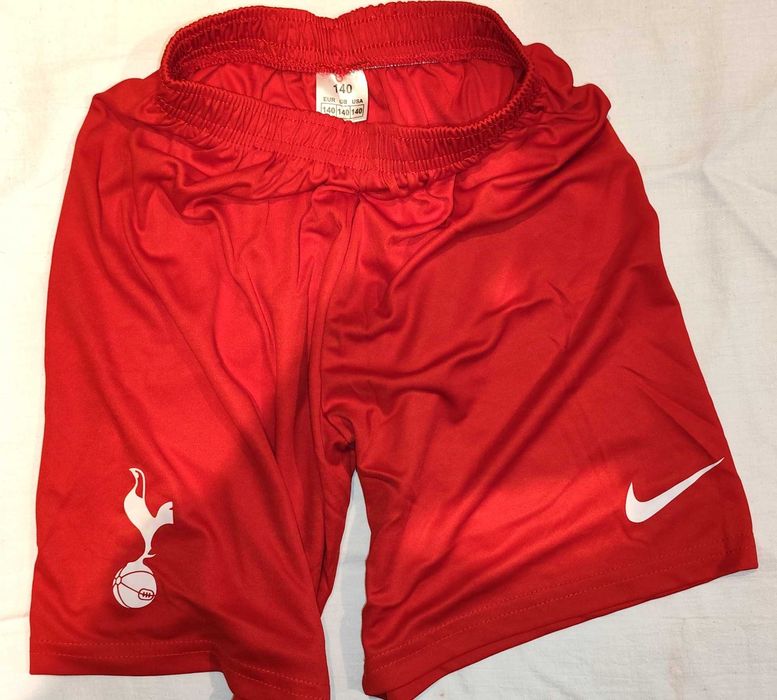 Детски футболен екип