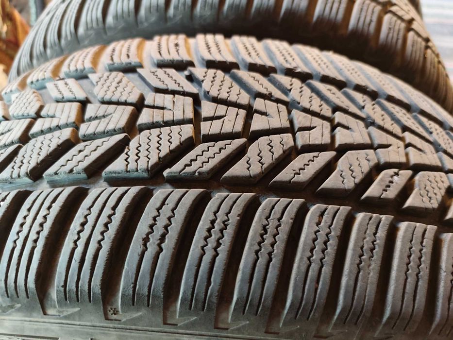 Зимни Гуми Hankook iCept Evo 3, 225/60/17, dot 2020, много запазени