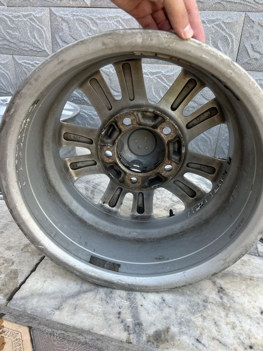 Диски от ланд крузер 100/200 оригинал новые
