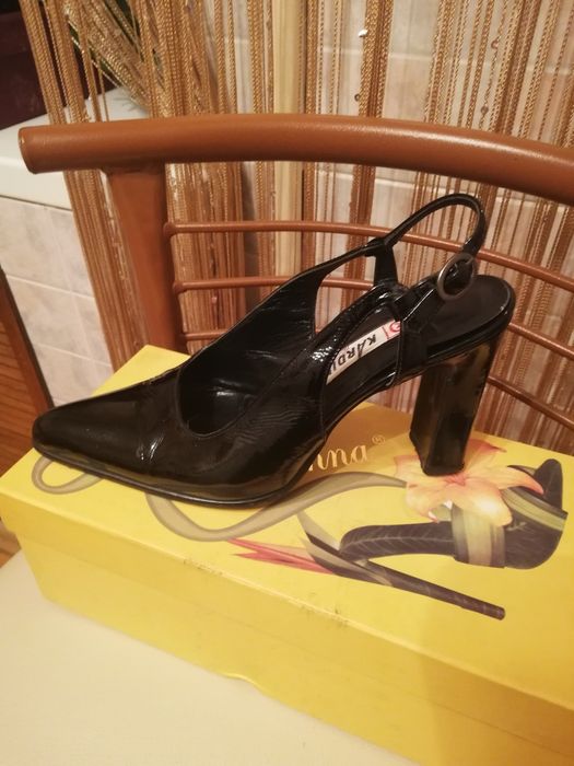 Продам новые туфли