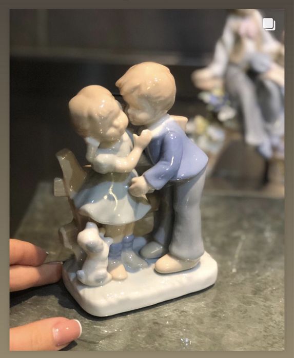 Порцеланова фигурка «Деца на дънер «