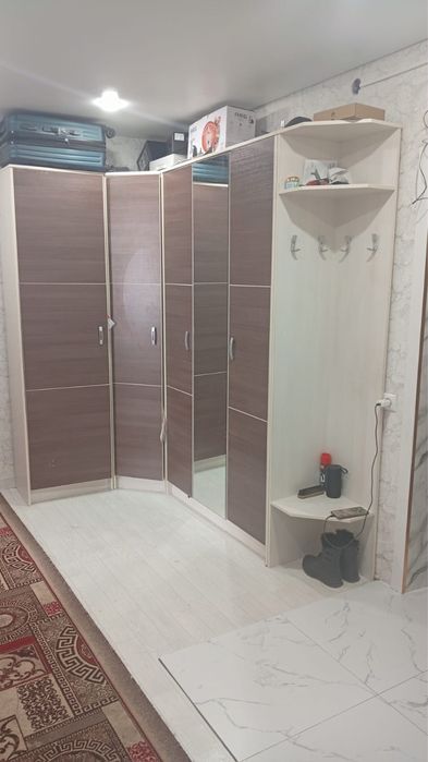 Продам прихожую