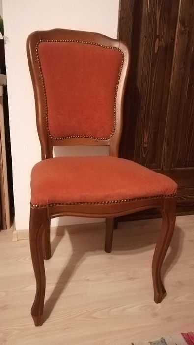 Vand scaun vintage tapitat