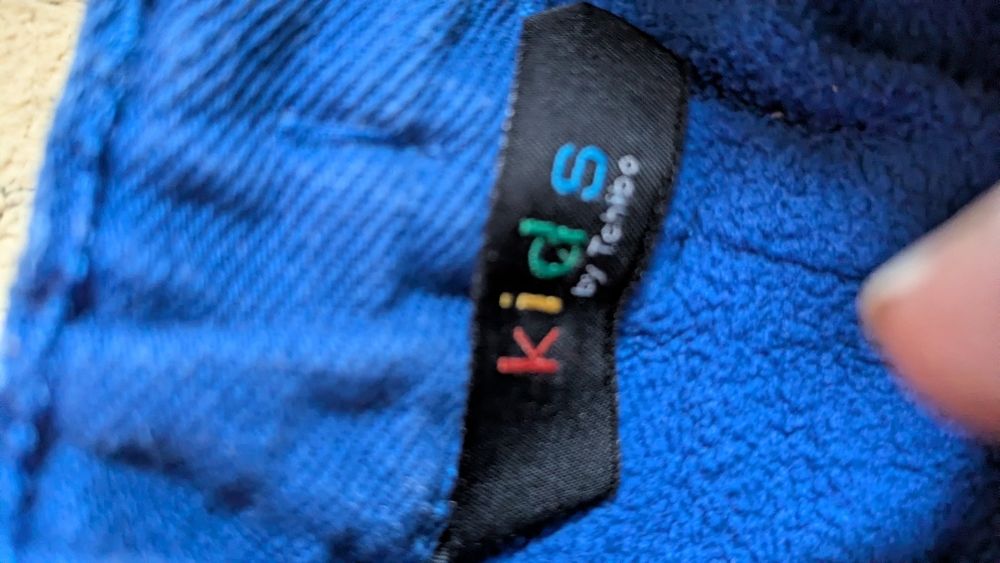 Vand 2 perechi pantaloni, baieti, marimea 98