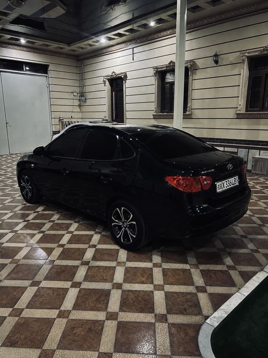 Hyundai Avante Srochna sotiladi gen bor Faqat naxtka