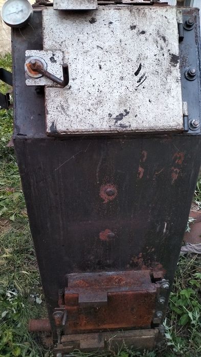 Продам котел длительного горения .