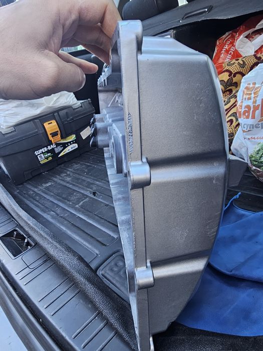 Капак клапани bmw n52 алуминиев