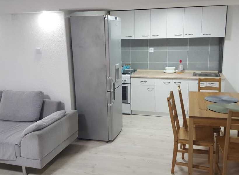 Дава се под наем Тристаен апартамент в Пловдив, Мараша - 90 кв.м за 336.6 € - Снимка #4