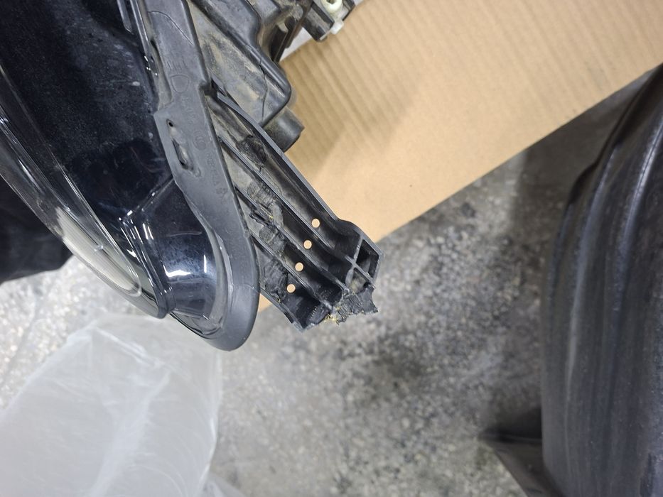 Фара передняя geely emgrand