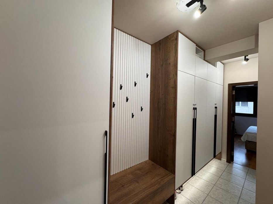 Продава се Тристаен апартамент в Хасково, Център - 98 кв.м за 911 €/кв.м - Снимка #8