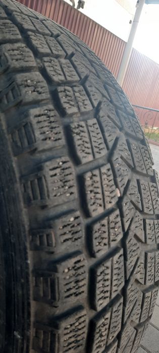 Продам шины зимние