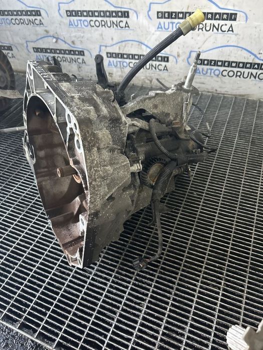 Cutie de viteze Renault Captur 0.9 B 2013 - 2017 90CP Manuala 5 Trepte H4B 400 Euro5 ...