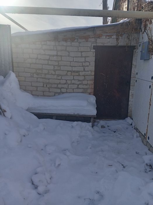 Тез арада жайлы уй сатылады
