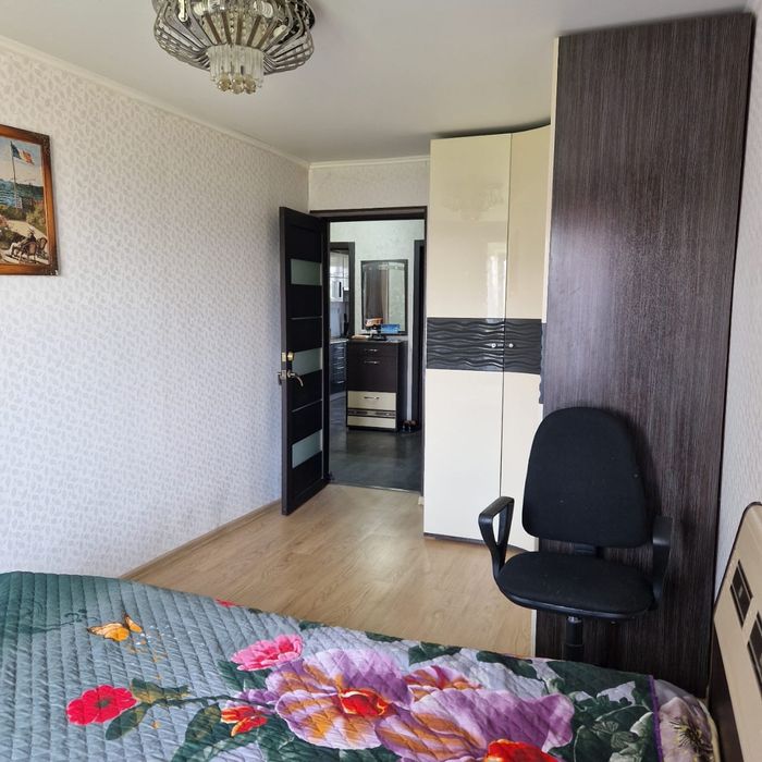 Продам 3 комнатную квартиру 19 микрорайон