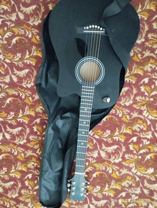 Gitara satiladi taza taza gitara
