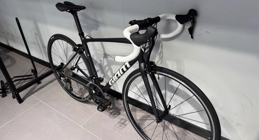 Велосипед GAINT Contend 0