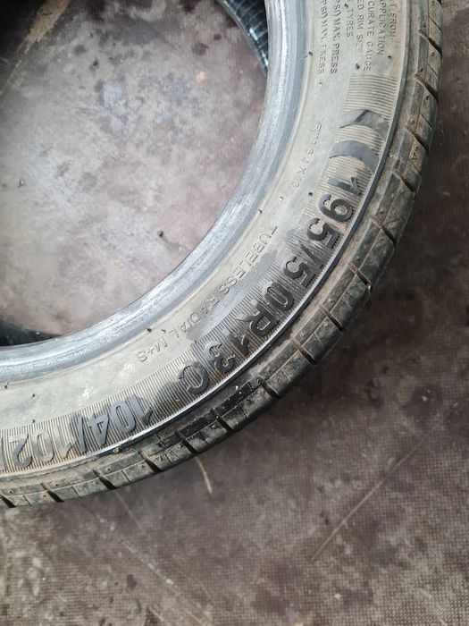 Гуми за платформа ремърке 195 55 10с