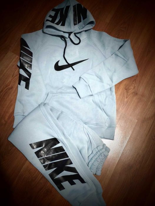 Ватирани екипи Nike