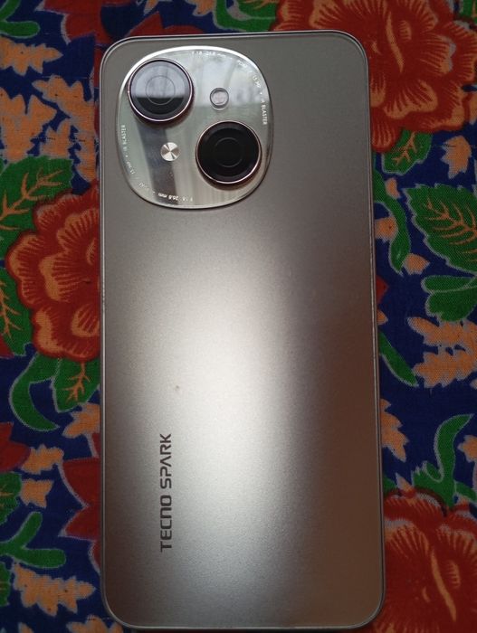 TECNO SPARK сатылады срочна