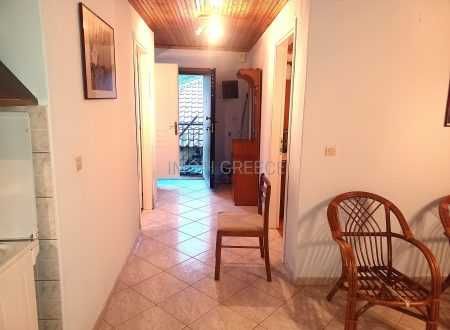 Продава 2 ет. къща с 160 м2 и двор 200 м2 в Аспровалта, Северна Гърция