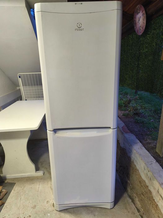 Хладилник + фризер INDESIT