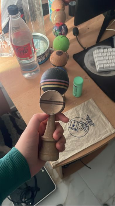 Vand kendama cereal cu tot cu punga in care vinr si ata de rezerva