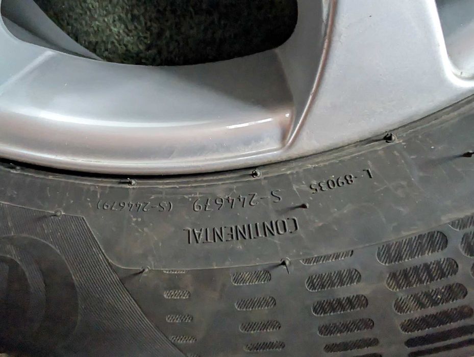 Roti Jante+Anvelope Continental 215/60/R17 96H